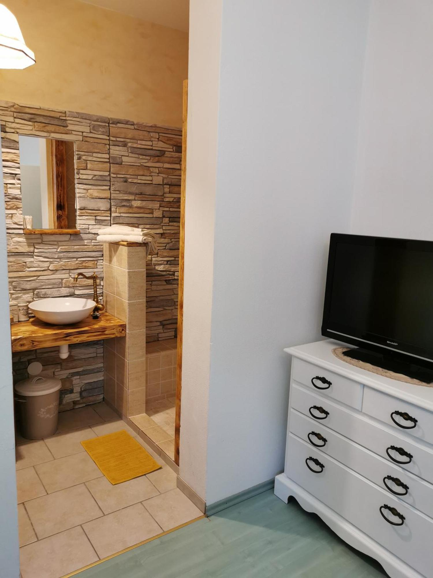Apartmaji Arko Ribnica Bagian luar foto